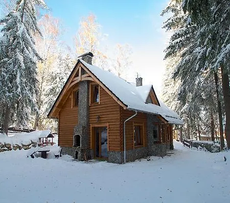 Feriehus Letniskowy Lesna Chata