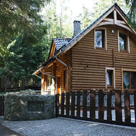 Letniskowy Lesna Chata Feriehus