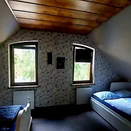 بيت للعطل Letniskowy Lesna شكلارسكا بوريبا