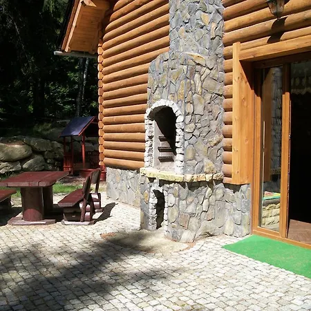 Feriehus Letniskowy Lesna Chata